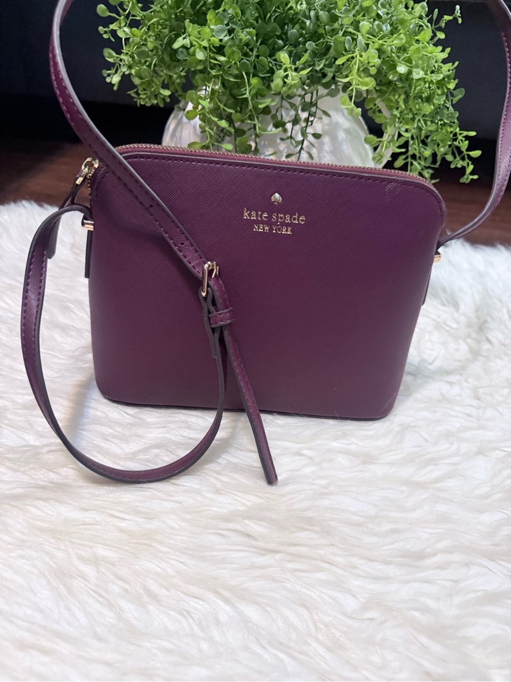 kate spade Plum Saffiano Crossbody with Gold-Tone Logo - Picture 5 of 8